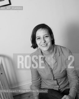 UK writer and columnist Zoe Williams - new book on parenthood Bring it On Baby Guardian Books published July 2010. Photo: 16/07/2010. ...copyright©Nick Cunard/Writer Pictures/Rosebud2