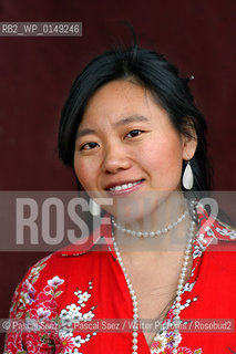 Chinese writer and filmmaker Xiaolu Guo, author of  Village of Stone..at the Edinburgh International Book Festival 2004...Copyright©Pascal Saez      .Pascal Saez/Writer Pictures/Rosebud2