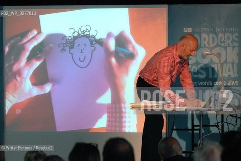 Nick Sharratt, illustrator and storyteller, drawing during a You Choos©Writer Pictures/Rosebud2