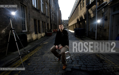 Author Ian Rankin is photographed at Edinburghs Oxford bar, drinking place of his famous penned character Detective Inspector Rebus.
©Writer Pictures/Rosebud2