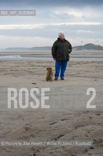 Val McDermid, Scottish Crime Writer photographed near her home in Alnmouth, Northumberland. 20th October 2013..©Picture by Alex Hewitt/Writer Pictures/Rosebud2