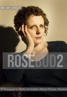 Maggie OFarrell, writer.3rd November 2008..©Photograph by Phyllis Christopher/Writer Pictures/Rosebud2