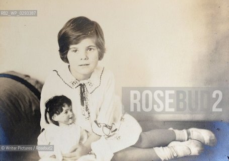 Elizabeth Jane Howard (1923-2014), English novelist: Collect pic of Elizabeth Jane Howard aged 8, c. 1931.
©Writer Pictures/Rosebud2