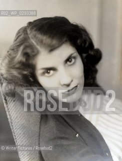Elizabeth Jane Howard (1923-2014), English novelist: Collect pic of Elizabeth Jane Howard aged 22, c. 1945.
©Writer Pictures/Rosebud2
