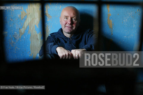 Irving Welsh at the Edinburgh Book Festival 2001.. .Copyright©Fran Veale/Writer Pictures/Rosebud2