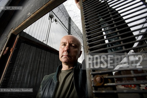 Author Irvine Welsh visits Edinburghs Saughton Prison to talk about his new book  Crime to members of the pr©Writer Pictures/Rosebud2
