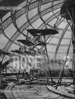 Milan, 1865. Construction of the Galleria Vittorio Eanuele II: build of the central dome / Milano, 1965. Cantiere della Galleria Vittorio Eanuele II: costruzione della cupola centrale - Reproduced by Marcello Mencarini
/Rosebud2