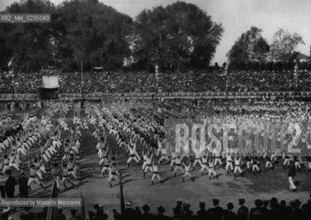 Expo History, Milan 1906. Italian gymnasts in the Civic Arena / Storia dellExpo, Milano 1906. I ginnasti italiani allarena civica - Reproduced by Marcello Mencarini
/Rosebud2