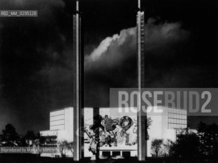 Expo History, New York 1939-1940. Communication Palace / Storia dellExpo, New York 1939-1940. Palazzo delle - Reproduced by Marcello Mencarini
/Rosebud2