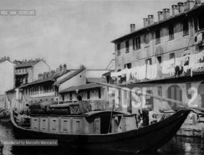 Milan, circa 1900. Naviglio Grande with the Barchett de Boffalora, a boat that connected Milan with Abbiategrasso / Milano, 1900 circa. Naviglio Grande con il Barchett de Boffalora, un battello che collegava Milano con Abbiategrasso - Reproduced by Marcello Mencarini
/Rosebud2