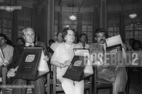 Anzio (Rome), A Book For The Summer Award 1983. The winners: writers Alfredo Pieroni; Maria Bellonci and Mario Spezi / Anzio (Roma). Premio Un libro per lestate 1983. I vincitori: gli scrittori Alfredo Pieroni; Maria Bellonci e Mario Spezi - ©Marcello Mencarini/Rosebud2