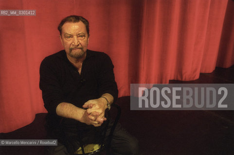 Rome, Olympic Theater, February 2000. French choreographer Maurice Béjart during the rehearsal of his Ravels Bolero / Roma, Teatro Olimpico, febbtraio 2000. Il coreografo Maurice Béjart durante le prove del suo Bolero di Ravel - ©Marcello Mencarini/Rosebud2