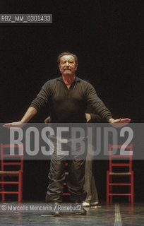 Rome, Olympic Theater, February 2000. French choreographer Maurice Béjart during the rehearsal of his Ravels Bolero with the Béjart Ballet Lausanne / Roma, Teatro Olimpico, febbtraio 2000. Il coreografo Maurice Béjart durante le prove del suo Bolero di Ravel con il Béjart Ballet Lausanne- ©Marcello Mencarini/Rosebud2