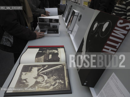 Paris, november 2014. Paris Photo international fine art photography fair at the Grand Palais: works participating in the PhotoBook Award / Parigi, novembre 2014. Fiera internazionale di fotografia Paris Photo al Grand Palais: libri partecipanti al the PhotoBook Award - ©Marcello Mencarini/Rosebud2