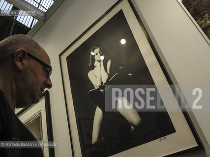 Paris, november 2014. Paris Photo international fine art photography fair at the Grand Palais / Parigi, novembre 2014. La fiera internazionale di fotografia Paris Photo al Grand Palais - ©Marcello Mencarini/Rosebud2