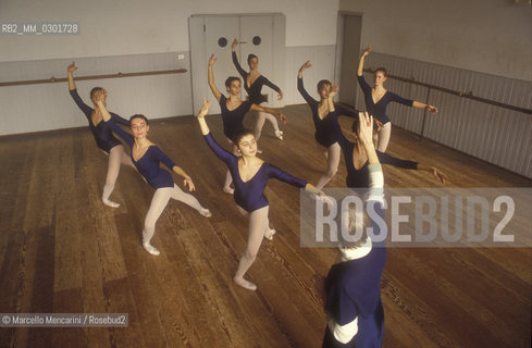 Rome about 1985. National Dance Academy / Roma 1985 circa. Accademia Nazionale di danza - ©Marcello Mencarini/Rosebud2