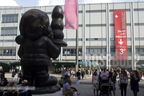 Basel, Messeplatz. Santa with Butt Plug (2002-2007) by Paul McCarthy - ©Marcello Mencarini/Rosebud2