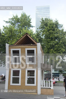 Art Basel 2007, Messeplatz. After Love by Vedovamazzei (2003 ) - ©Marcello Mencarini/Rosebud2