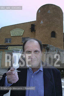Venelles, Aix-en-Provence (France), 2003. Pascal Rolland in front of his absinthe distillery, the Liquoristerie de Provence, where it produces absinthe spirit / Venelles, Aix-en-Provence (France), 2003. Pascal Rolland posa davanti alla sua azienda, la Liquoristerie de Provence, produttrice di liquore allassenzio - ©Marcello Mencarini/Rosebud2