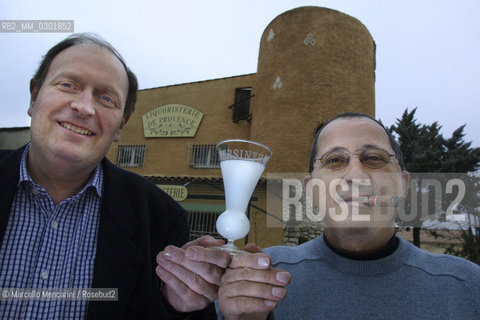 Venelles, Aix-en-Provence (France), 2003. Owner Pascal Rolland and chimical expert Marc Villaceque in front of absinthe distillery Liquoristerie de Provence, where it produces absinthe spirit / Venelles, Aix-en-Provence (France), 2003. Il proprietario Pascal Rolland e il perito chimico Marc Villaceque posano davanti alla Liquoristerie de Provence, produttrice di liquore allassenzio - ©Marcello Mencarini/Rosebud2