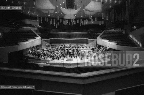 Berlin, 1992. Berliner Philharmoniker in the Berlin Philharmonie conducted by James Levine / Berlino, 1992. I Berliner Philharmoniker alla Berlin Philharmonie diretti da James Levine - ©Marcello Mencarini/Rosebud2