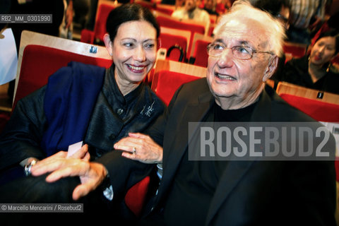 Venice Architecture Biennale 2008. American architect Frank Gehry and his wife Berta / Biennale Architettura di Venezia 2008. Larchitetto Frank Gehry e sua moglie Berta - ©Marcello Mencarini/Rosebud2