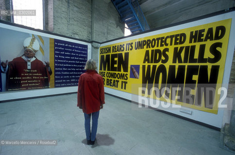 44th Venice Art Biennale, 1990. Work by Gran Fury / 44a Biennale Arte di Venezia, 1990. Opera di Gran Fury - ©Marcello Mencarini/Rosebud2