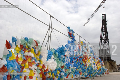 Venice Art Biennale 2005. Plastic Bags by Pascale Marthine Tayou / Biennale Arte di Venezia 2005.Plastic Bags di Pascale Marthine Tayou - ©Marcello Mencarini/Rosebud2