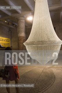 Venice Art Biennale 2005. A Noiva/The Bride by Joana Vasconcelos / Biennale Arte di Venezia 2005. A Noiva/The Bride di Joana Vasconcelos - ©Marcello Mencarini/Rosebud2