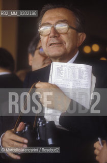 Rome, Capannelle Hippodrome, about 1988. Giulio Andreotti at Italian Derby / Roma, Ippodromo Le Capannelle, 1988 circa. Giulio Andreotti assiste al derby di galoppo  - ©Marcello Mencarini/Rosebud2