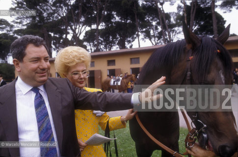 Rome, Capannelle Hippodrome, about 1988. Luciano Gaucci and his wife / Roma, Ippodromo Le Capannelle, 1988 circa. Luciano Gaucci e sua moglie al derby - ©Marcello Mencarini/Rosebud2