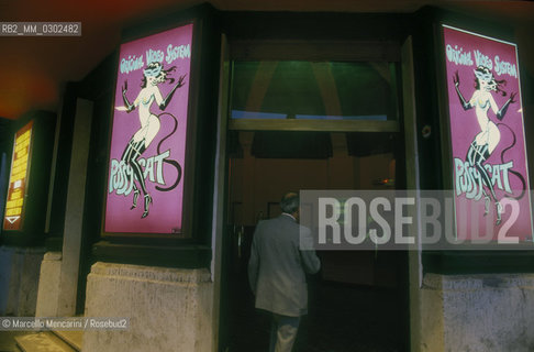 Porn cinema Pussycat in Rome, 1985 / Cinema porno Pussycat a Roma, 1985 - ©Marcello Mencarini/Rosebud2