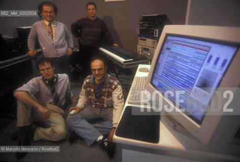 AGON ELECTRONIC MUSIC CENTER, Milan 1995 / CENTRO DI MUSICA ELETTRONICA AGON, Milano 1995 - ©Marcello Mencarini/Rosebud2
