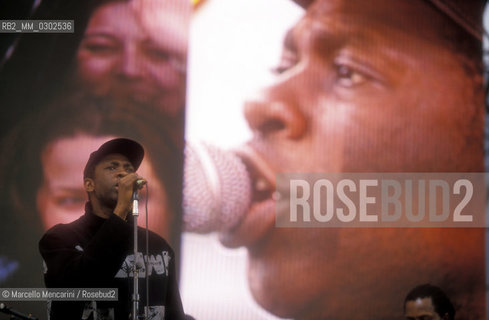 Rome, Tor Vergata, Concert of 1st May 2000. Senegalese singer-songwriter Youssou NDour performing / Roma, Tor Vergata, Roma, Concerto del primo maggio 2000. Il cantante senegalese Youssou NDour - ©Marcello Mencarini/Rosebud2