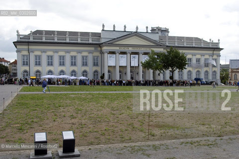 Kassel, Museum Fridericianum, one of the seats of Documenta 2007  / Kassel, Museo Fridericiano, una delle sedi di Documenta 2007 - ©Marcello Mencarini/Rosebud2
