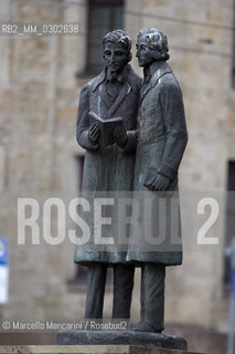 Kassel, Monument to the Grimm Brothers - ©Marcello Mencarini/Rosebud2