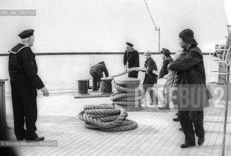 On the set of the movie E la nave va (And the Ship Sails On) by Federico Fellini, Cinecittà Studios, Rome 1983 / Sul set del film E la nave va di Federico Fellini, Studi cinematografici di Cinecittà, Roma 1983 - ©Marcello Mencarini/Rosebud2