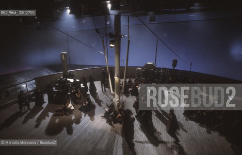 On the set of the movie E la nave va (And the Ship Sails On) by Federico Fellini, Cinecittà Studios, Rome 1983 / Sul set del film E la nave va di Federico Fellini, Studi cinematografici di Cinecittà, Roma 1983 - ©Marcello Mencarini/Rosebud2