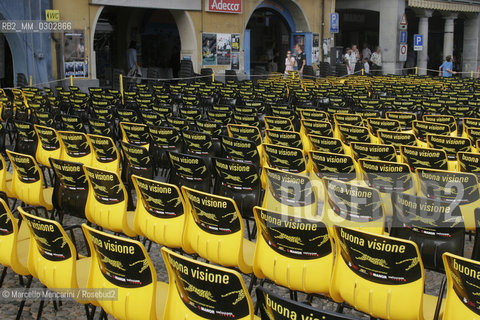 Locarno International Film Festival 2006. seating in the open-air screening space on Piazza Grande / Festival del Cinema di Locarno 2006. Posti a sedere del cinema allaperto in Piazza grande - ©Marcello Mencarini/Rosebud2