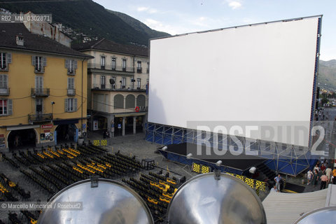 Locarno International Film Festival 2006. Open-air screening space on Piazza Grande / Festival del Cinema di Locarno 2006. Cinema allaperto in Piazza grande - ©Marcello Mencarini/Rosebud2