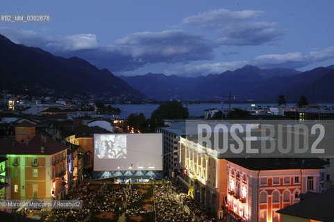 Locarno International Film Festival 2006. Open-air screening space on Piazza Grande / Festival del Cinema di Locarno 2006. Cinema allaperto in Piazza grande - ©Marcello Mencarini/Rosebud2