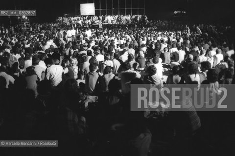 Castelporziano beach, Ostia (Rome), 1979. Audience attending the First Festival of the Poets / Spiaggia di Castel Porziano, Ostia (Roma), 1979. Pubblico che assiste al primo Festival dei poeti - ©Marcello Mencarini/Rosebud2