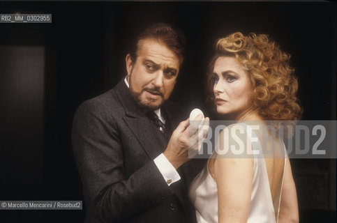 Rome, 1986. Italian theater actors Alberto Lionello and Erika Blanc on stage in The Rules of the Game by Luigi Pirandello /  Roma, 1986. Gli attori Alberto Lionello ed Erika Blanc in Il giuoco delle parti di Luigi Pirandello - ©Marcello Mencarini/Rosebud2