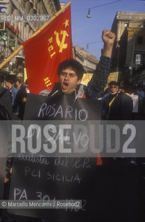 Roma 17 novembre 1990. Manifestazione contro lorganizzazione Gladio. Cartello sullomicidio del politico Rosario Di Salvo ucciso dalla mafia / Rome, November 17, 1990. Sign about the murder of politician Rosario Di Salvo killed by the Mafia - ©Marcello Mencarini/Rosebud2