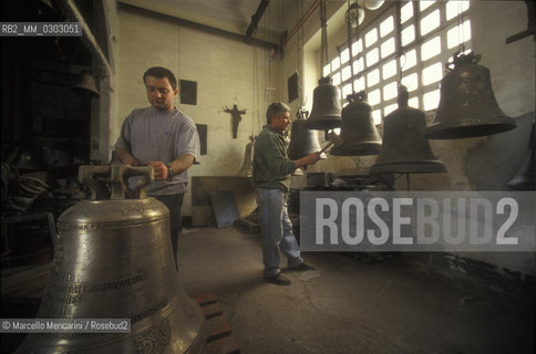 Agnone, Italy, 1999. Marinelli Pontifical Foundry / Agnone (Isernia), 1999. Pontificia Fonderia di campane Marinelli - ©Marcello Mencarini/Rosebud2