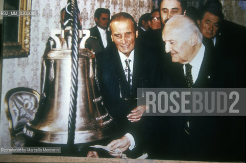 Agnone, Italy, March 26,1999. Owner of Marinelli Pontifical Bell Foundry, Pasquale Marinelli, and President of Italian Republic Oscar Luigi Scalfaro opening the Historical Museum of the Bell / Agnone (Isernia), 26 marzo 1999. Il proprietario della Pontificia fonderia Marinellil, Pasquale Marinelli, con il Presidente della Repubblica Oscar Luigi Scalfaro che inaugura il Museo Storico della Campana - Reproduced by Marcello Mencarini
/Rosebud2