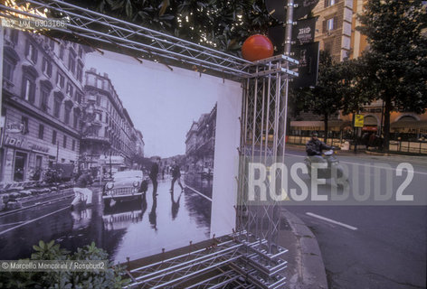 Advertising of the Exhibition on Federico Fellini. Via Veneto, Rome 1995 / Pubblicità della Mostra su Federico Fellini. Via Veneto, Roma circa - ©Marcello Mencarini/Rosebud2