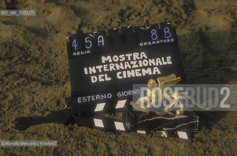 Venice Lido, Venice Film Festival.The Golden Lion Award given to the best movie in competition / Lido di Venezia, Mostra del Cinema di Venezia. Il premio Leone doro assegnato al miglior film in concorso  - ©Marcello Mencarini/Rosebud2