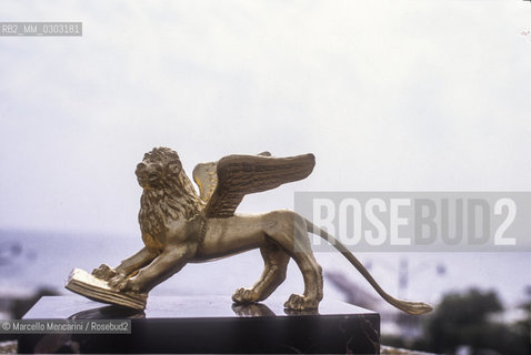 Venice Lido, Venice Film Festival.The Golden Lion Award given to the best movie in competition / Lido di Venezia, Mostra del Cinema di Venezia. Il premio Leone doro assegnato al miglior film in concorso  - ©Marcello Mencarini/Rosebud2