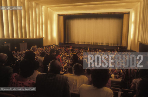 Venice Lido, Venice Film Festival 1988. The Great Hall in the Cinema Palace / Lido di Venezia, Mostra del Cinema di Venezia 1988. La sala Grande del Palazzo del Cinema - ©Marcello Mencarini/Rosebud2